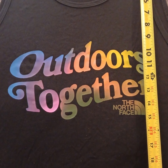 THE NORTH FACE Women's Cotton Pride Graphic Tank Top Black Sz Medium - Picture 3 of 6